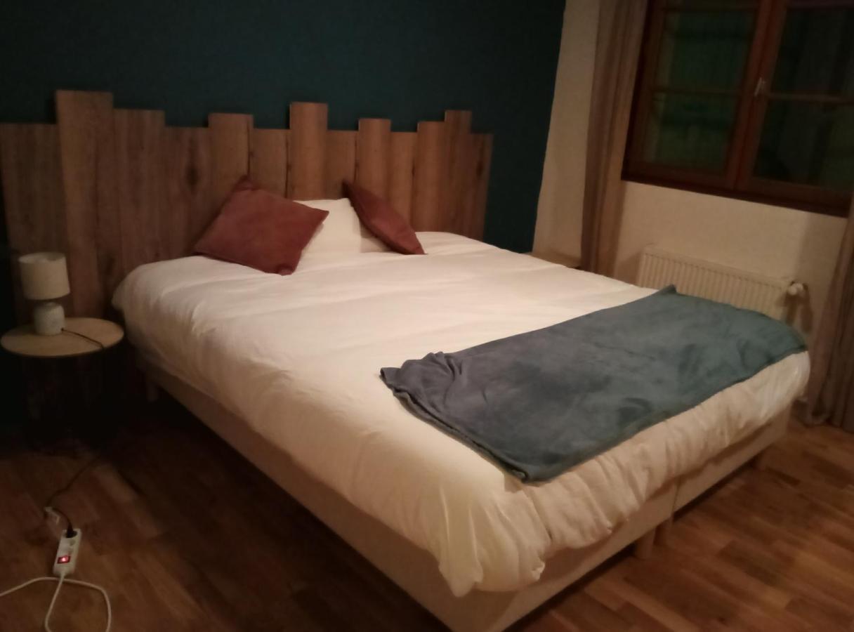 Gite - Auberge Du Midi Saint-Antoine  Esterno foto